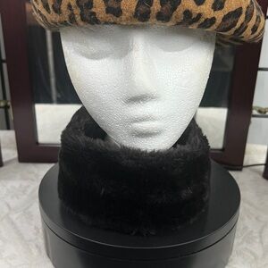VINTAGE CHOCOLATE BROWN FAUX FUR NECK/HEAD WRAP.